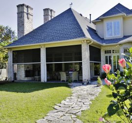 Outdoor Motorized Screens